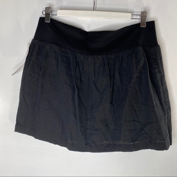 BCBGeneration Black Mini with Pockets - Picture 7 of 10